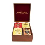 川寧 Twinings 4 格木盒精選茶 40 茶包（英國早餐／豪門伯爵／蜜桃／甘菊）